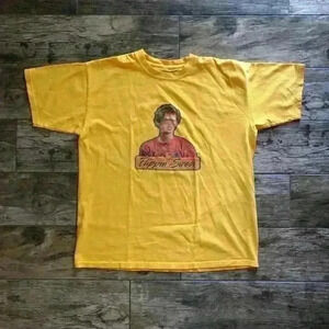 Vtg Napoleon Dynamite yellow t-shirt with graphic on front S